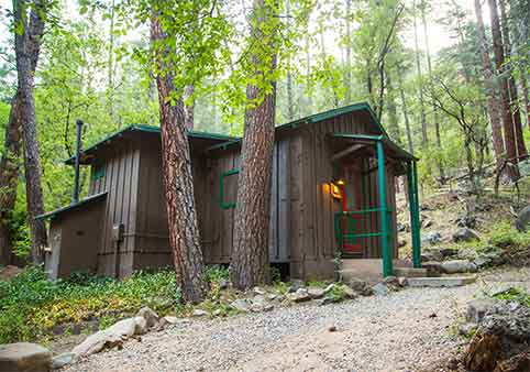 Historical Don Hoel's Cabins